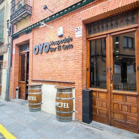 Oyo Hospedaje El Gato Сеговия Экстерьер фото